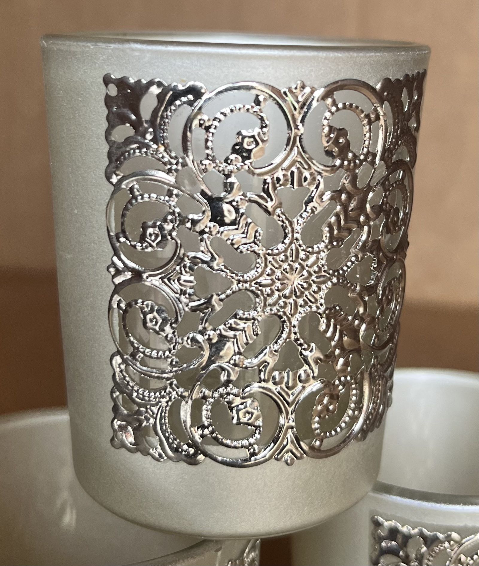 (9) Votive Candleholder Champagne Lace