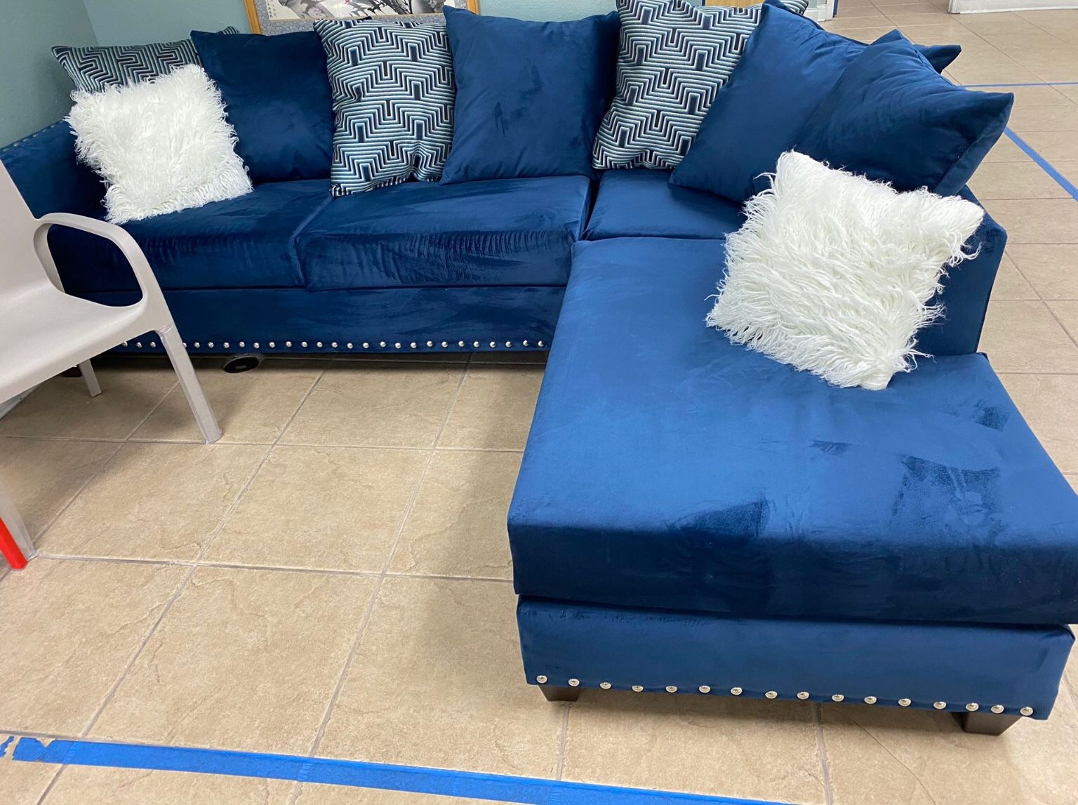 Sectional Sofa In Offer 🔥🔥🔥