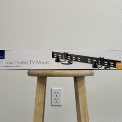 Insignia - Fixed TV Wall Mount For Most 40"-70" TVs - Black