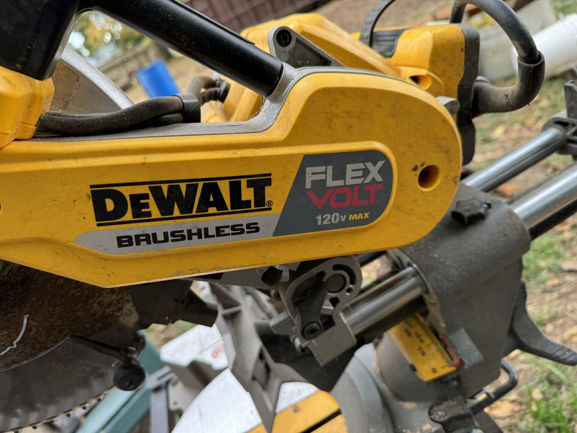 Dewalt Flexvolt 12” Slide Compound W Stand
