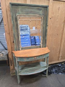 Hallway table w/ Mirror