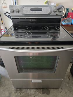 KitchenAid Electric Stove/Range – Oven Used Only Twice – $350 OBO
