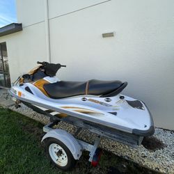 2005 Kawasaki Stx12f