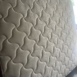 King Size Mattress With Box Spring  💤 