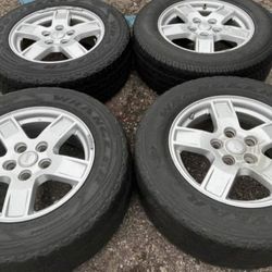 17” JEEP GRAND CHEROKEE COMMANDER WRANGLER WE FINANCE WHEELS RIMS TIRES SET PACKAGE