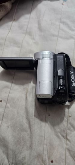 SONY HANDYCAM DCR-SR46 CAMCORDER