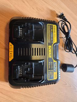Dewalt DCB102 dual charger with USB ports also 20 volt