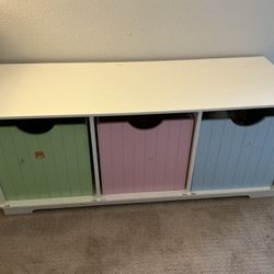 Wood 3 Drawer Kids Cabinet 