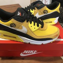 Air max Men Size 9