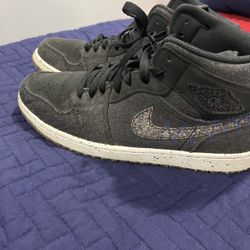 Air Jordan 1 Mid SE