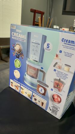 Ice cream maker