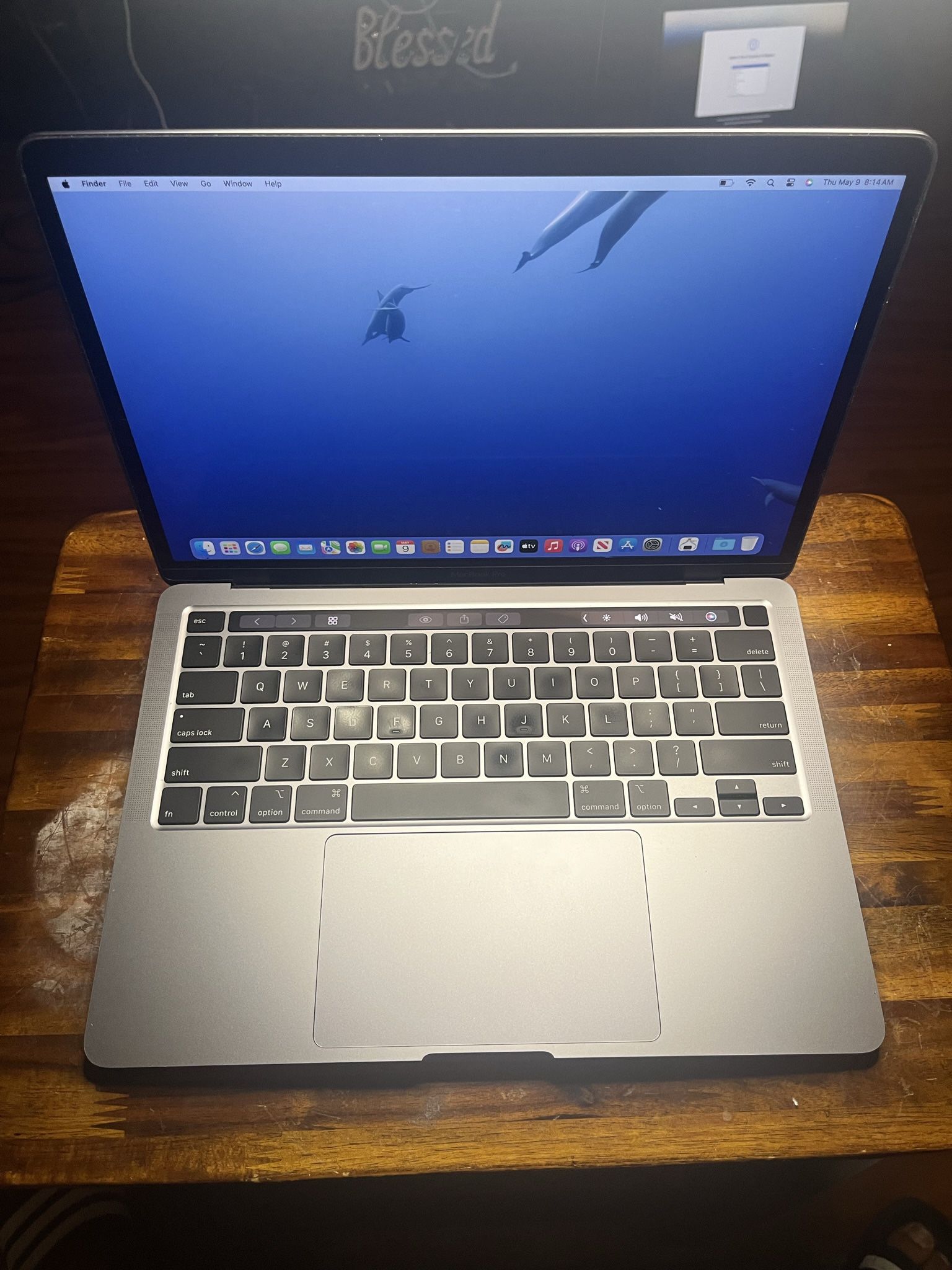 2020 MACBOOK PRO 13" TOUCHBAR 2 GHz QUADCORE i5 16GB 512GB  CYCLE LOW COUNT 54 WITH CHARGER 