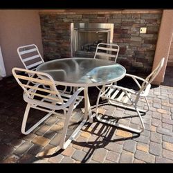 Tropitone Patio Dining Set With Cushions