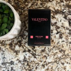 Valentino Uomo Born in Roma Intense 3.4oz