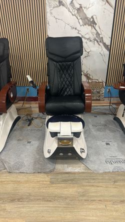 Free Pedicure Chair