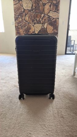 Solgaard Check In Closet Lite Luggage - Large