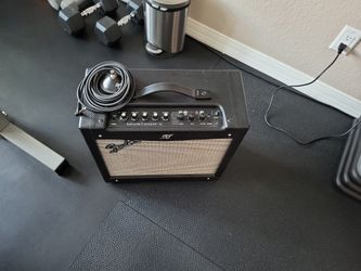 Fender Mustang II Modeling Guitar Amplifier