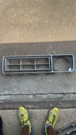 1975 Ford F250 Grill