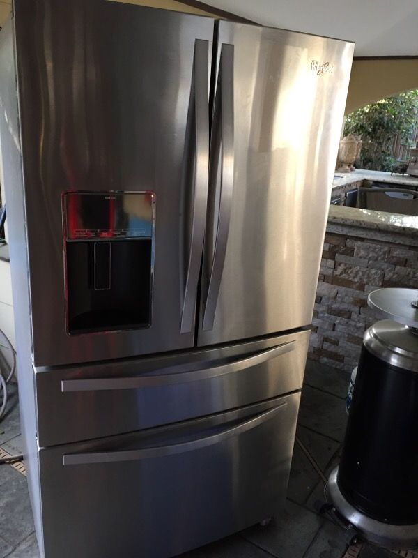 Whirlpool gold series 28 cu.ft model #wrx988sibm00