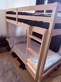 Bunk bed