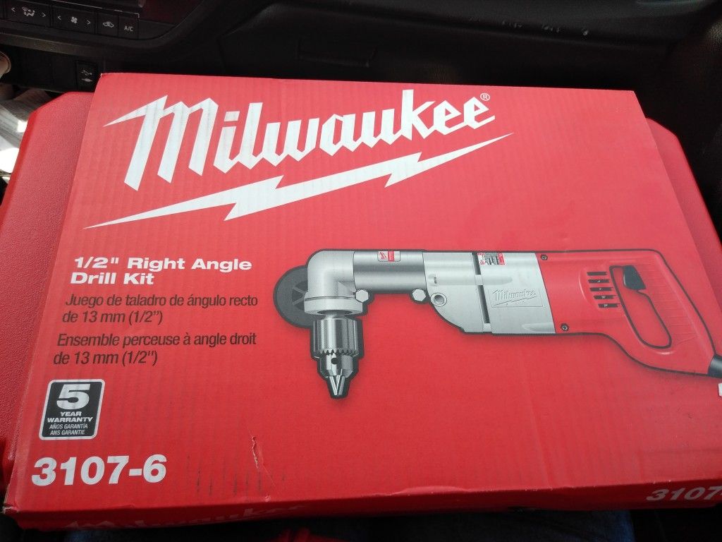 Milwaukee 1/2" right angle drill kit