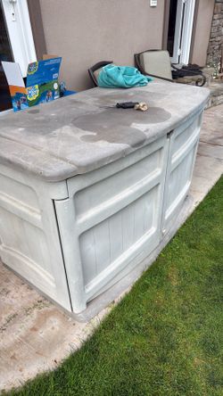 Shed chest