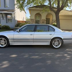 2001 BMW 740iL 