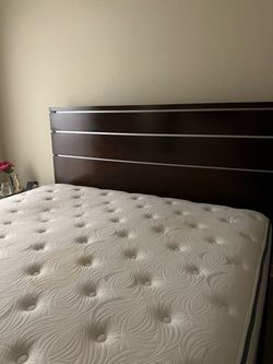 King size bed