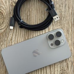 iPhone 15 Pro Max 1TB Natural Titanium 