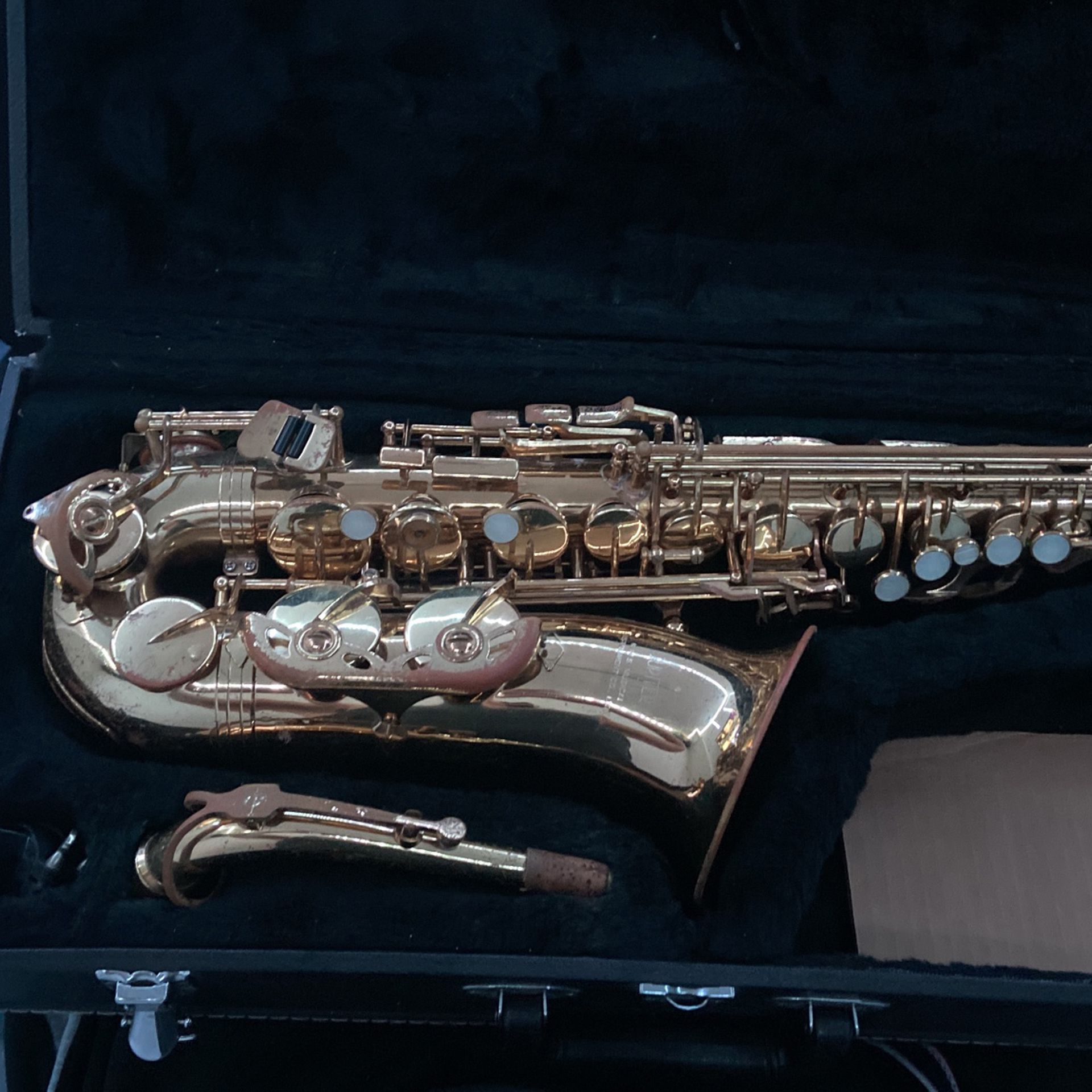 Saxophone 