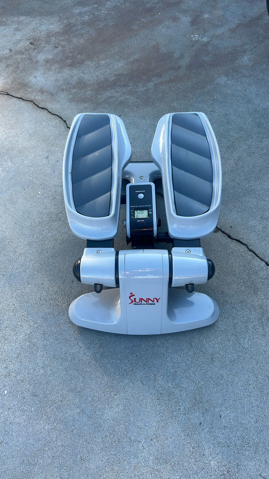 Sunny Health And Fitness Step Machine