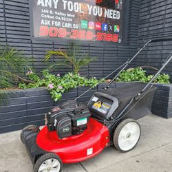 YARD MACHINE GAS LANW MOWER 