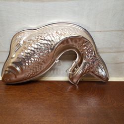 Vintage Copper Fish Jello Mold  ~ Trivet 4- Cups 