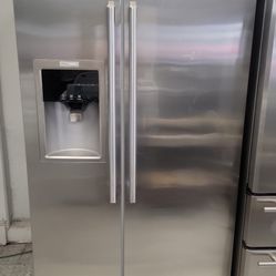 Electrolux 36” Stainless Steel Side By Side Refrigerator 