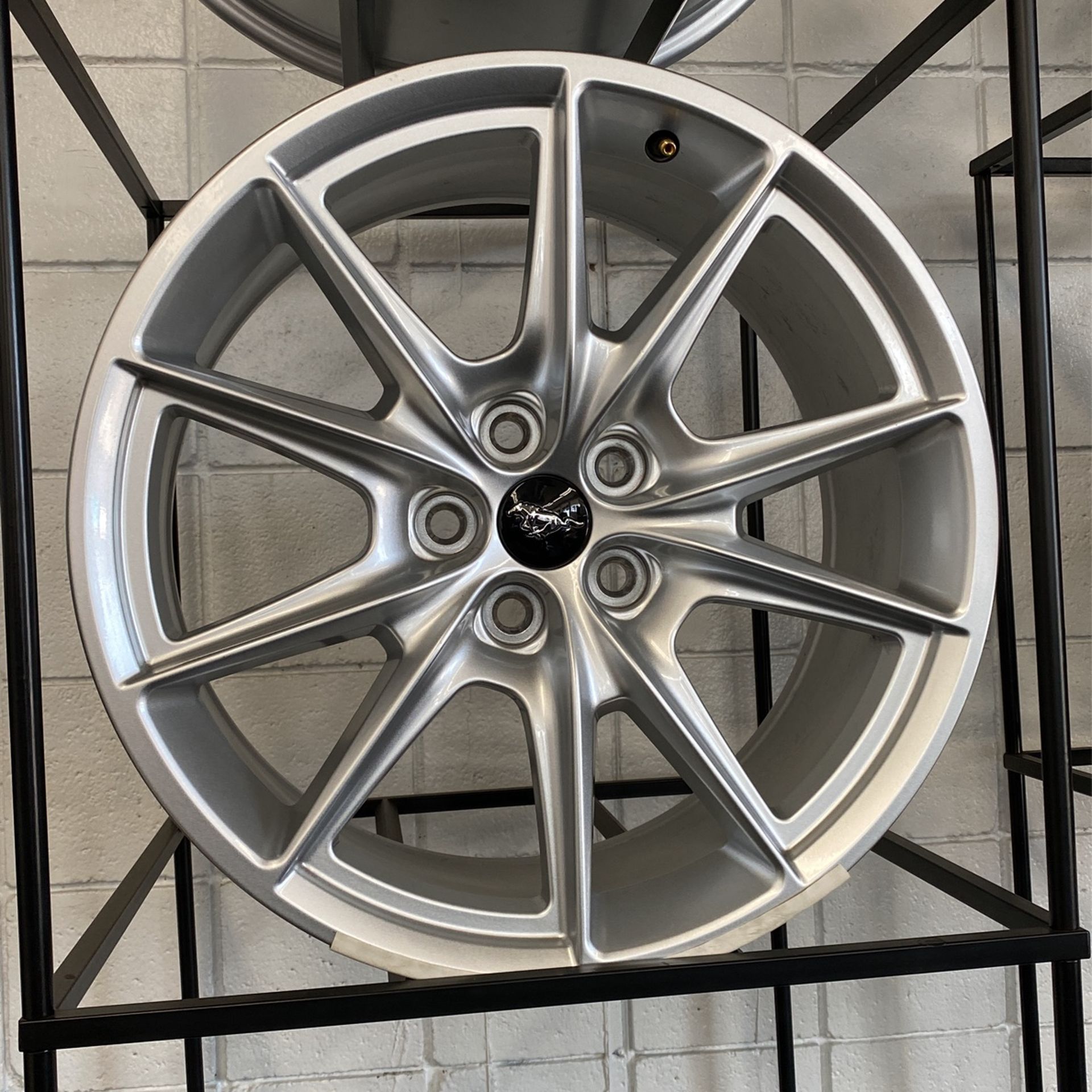 19” Original Mustang Wheels Used