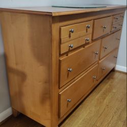 Solid Wood 7-drawer Dresser