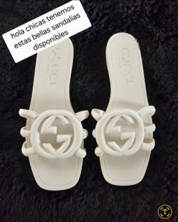 Bellas sandalias