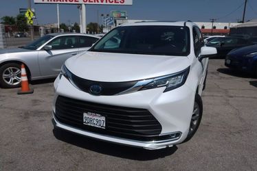 2023 Toyota Sienna
