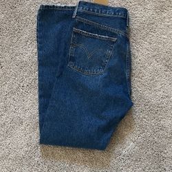 Levi’s 501 Distressed