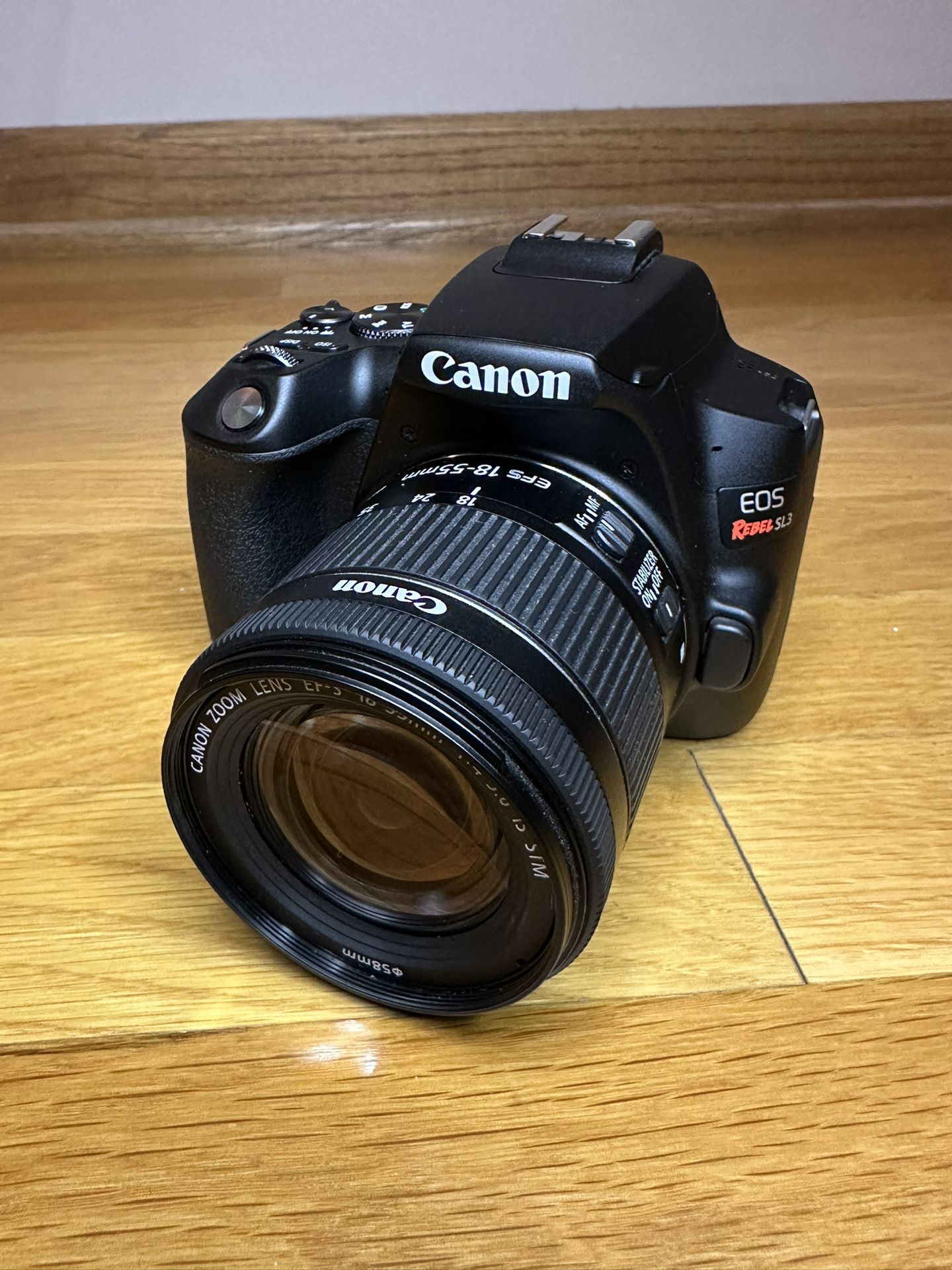 Cannon EOS Rebel SL3 with 18-55mm Lens Kit