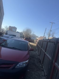 Yes,2011toyotacorollaLE