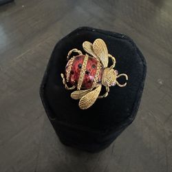 Vintage 18k Gold Brooch With Ruby Eyes 
