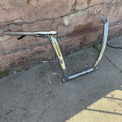 ) Harley Davidson Handle Bars