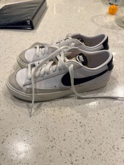 Nike blazers 8.5 women’s
