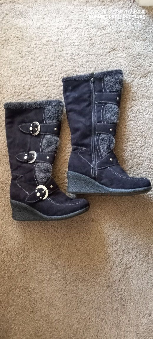 Boots Size 7.5