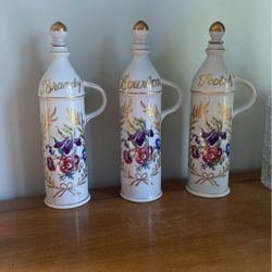 Vintage Liquor Decanter Set