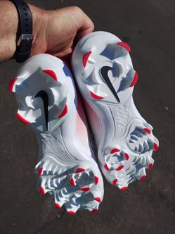 New Baseball Cleats/Softball Cleats! Nike Hyper Diamond4! Men's Size 9.5!