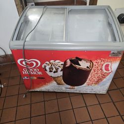 Ice Cream Freezer 