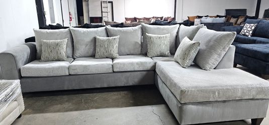 Gray Fabric Sectional Sofa with Chaise