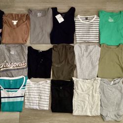 $10 FOR ALL - 21 pieces Lot of Women’s Clothing Clothes XS Small Top Shirt Blouse